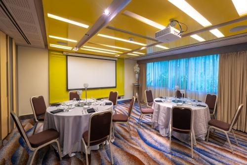 Degas  (Novotel Manila Araneta City)